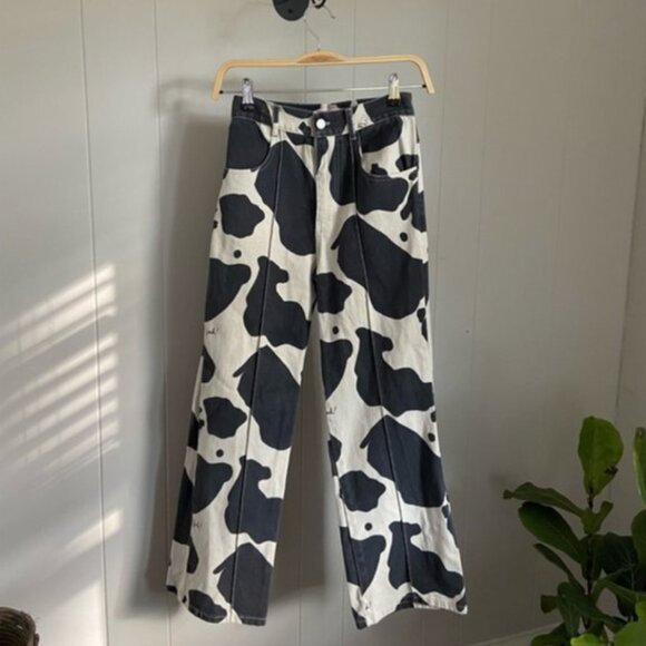 Lisa Says Gah Robyn cow pants - Picture 3 of 8